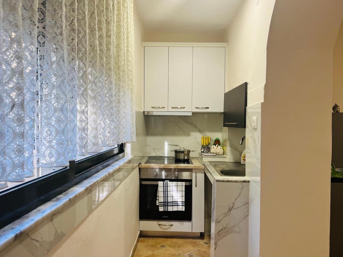 Skerdi'S Apartment - City Center ติรานา ภายนอก รูปภาพ